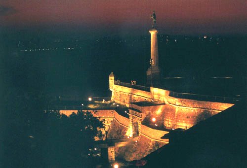 KALEMEGDAN BY NIGHT